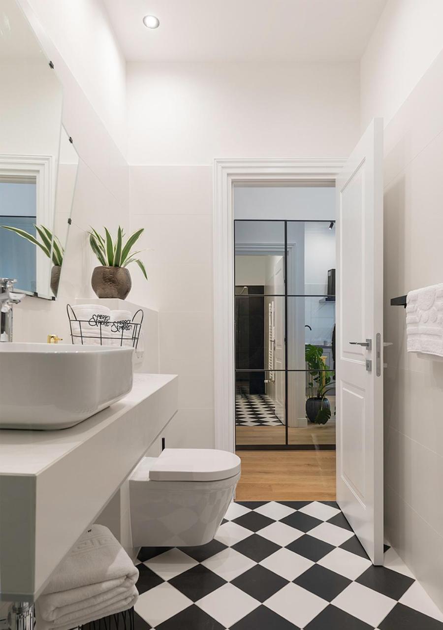 Pierrot & Pierrette Apartment ซาเกร็บ ภายนอก รูปภาพ