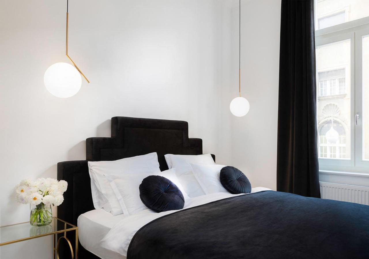 Pierrot & Pierrette Apartment ซาเกร็บ ภายนอก รูปภาพ