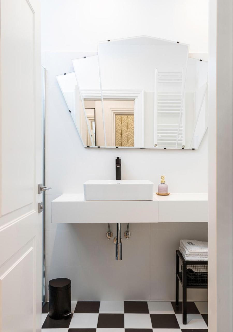 Pierrot & Pierrette Apartment ซาเกร็บ ภายนอก รูปภาพ