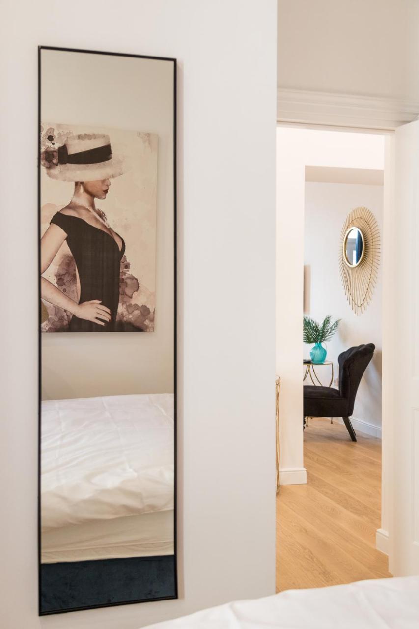 Pierrot & Pierrette Apartment ซาเกร็บ ภายนอก รูปภาพ